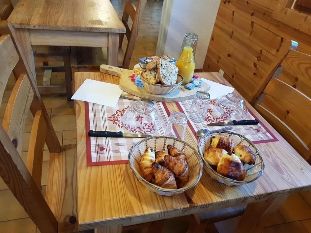 Auberge La Coulette Vars  Exteriér fotografie